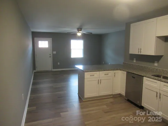 $1,350 | 143 Glen-Gar Drive, Lincolnton, NC 28092