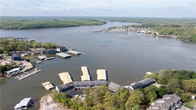 $169,900 | 808 Kersten Way, Unit C105, Osage Beach, MO 65065