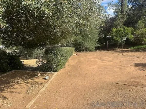 $1,299,000 | 16561 Martincoit Road, Poway, CA 92064