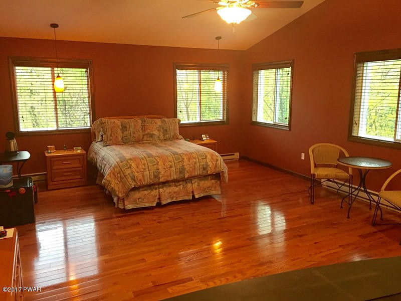 1099 Deer Valley Road Lake Ariel, PA 18436 - Photo 12 of 45