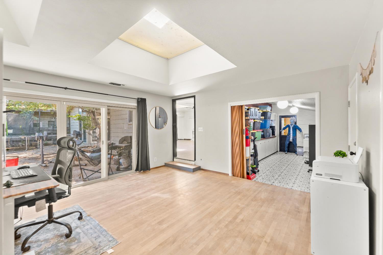738 Webster Street Colusa, CA 95932 - Photo 39 of 56 a view of a livingroom with furniture and gym equipment