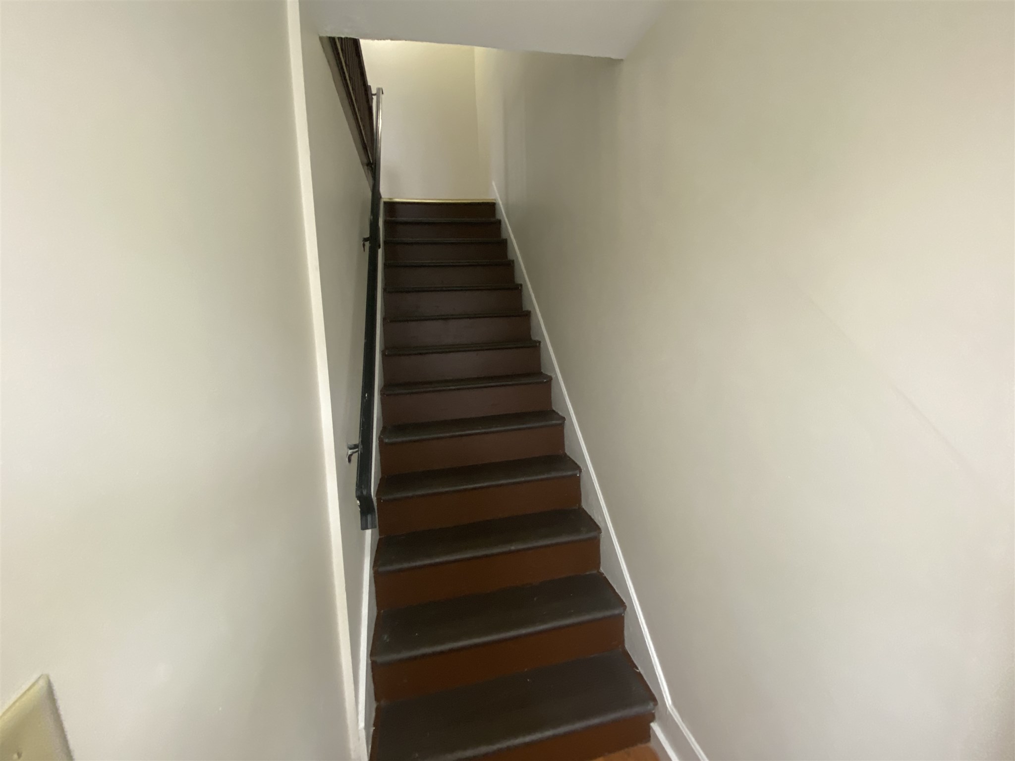 22 Ferry Street, Unit 2 Manchester, NH 03102 - Photo 17 of 40