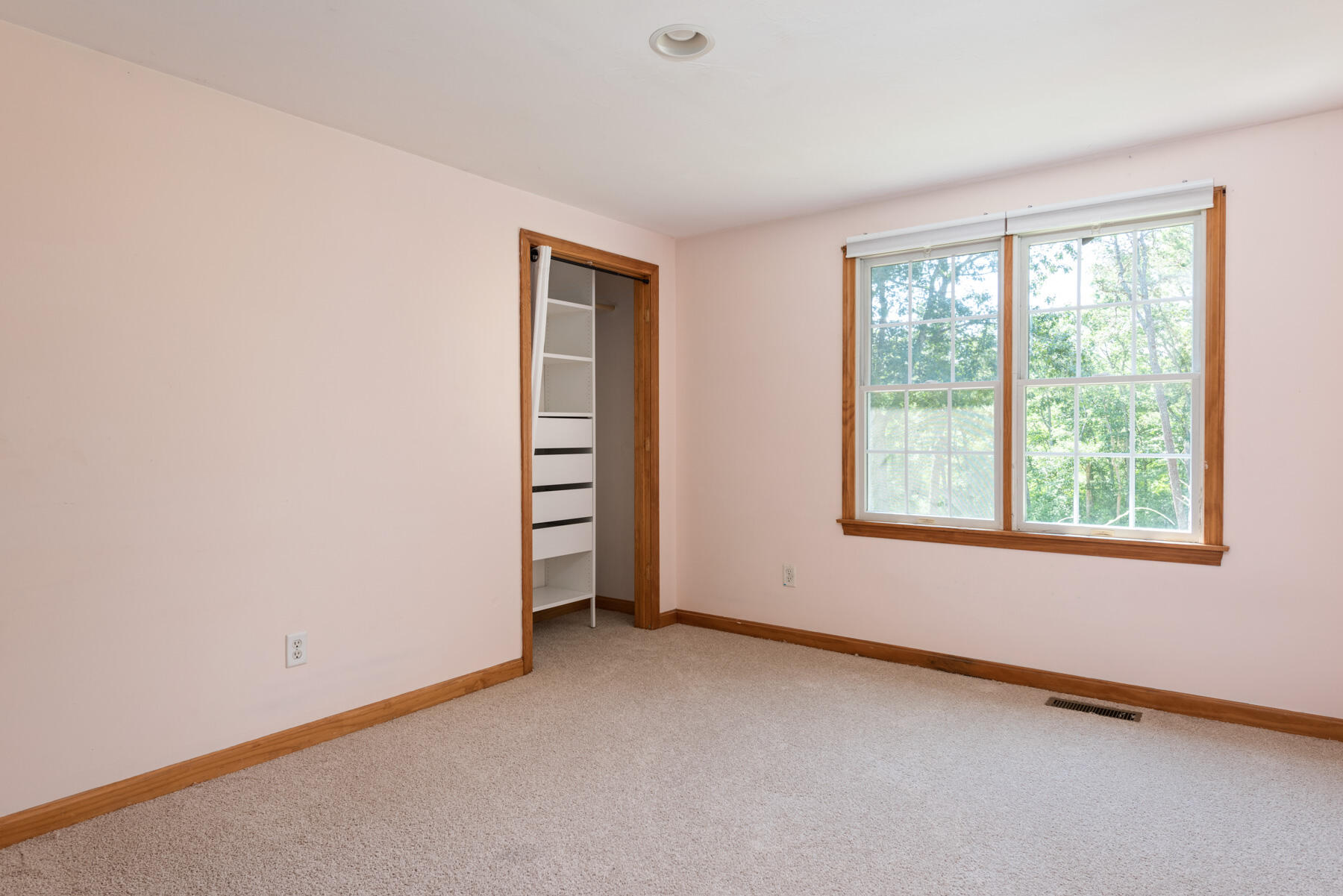 25 Gilbert Lane Harwich Port, MA 02646 - Photo 20 of 25 an empty room with a window