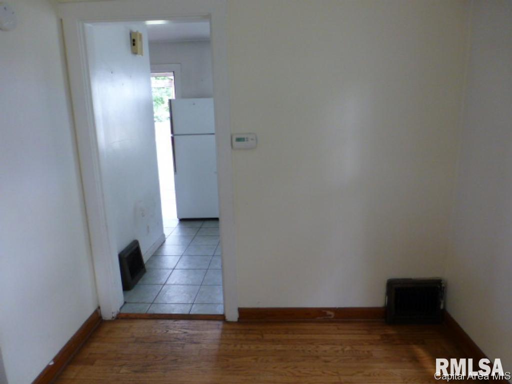 2440 Yale Boulevard Springfield, IL 62703 - Photo 5 of 12 Gallery Image 5