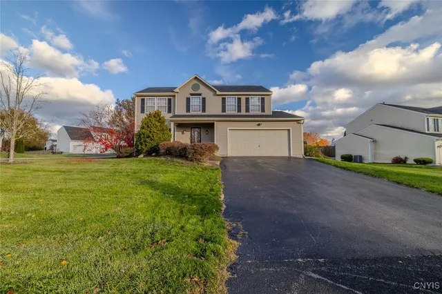 $399,000 | 5101 Old Barn Road, Clay, NY 13041