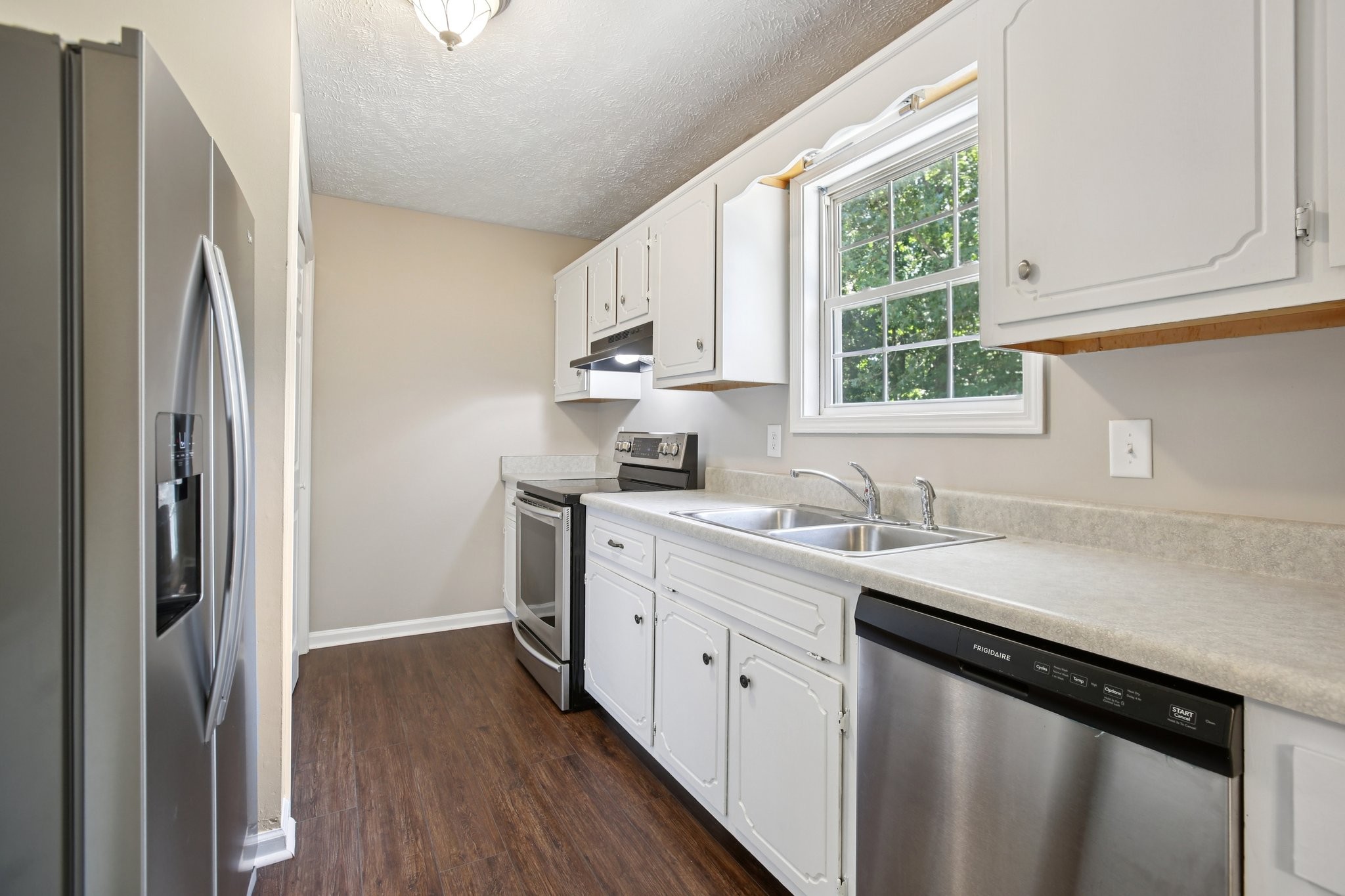 2105 Ferry Road Clarksville, TN 37040 - Photo 7 of 39 Gallery Image 7