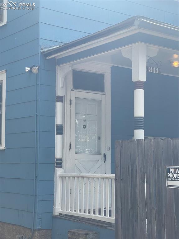 311 Brookside Street Colorado Springs, CO 80905 - Photo 2 of 20 a view of a hallway