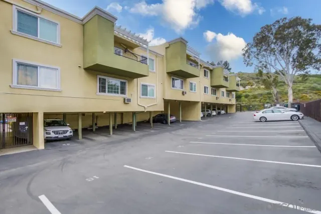 $560,000 | 5055 Collwood Boulevard, Unit 210, San Diego, CA 92115