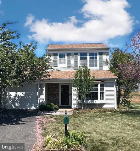 $2,900 | 13508 Coates Lane, Herndon, VA 20171