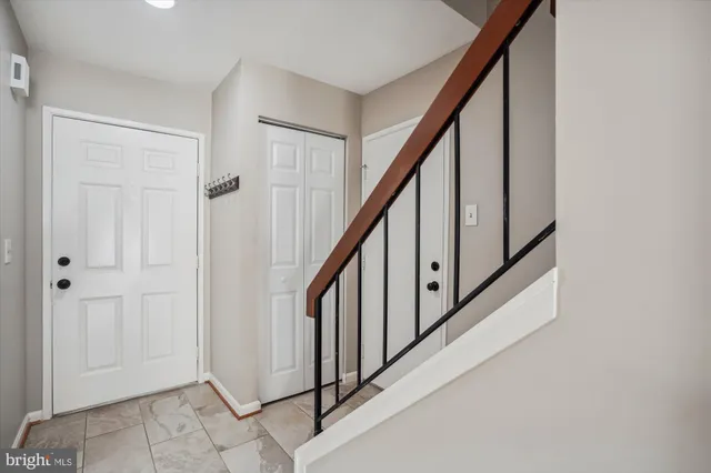 $2,900 | 13508 Coates Lane, Herndon, VA 20171