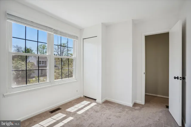 $2,900 | 13508 Coates Lane, Herndon, VA 20171