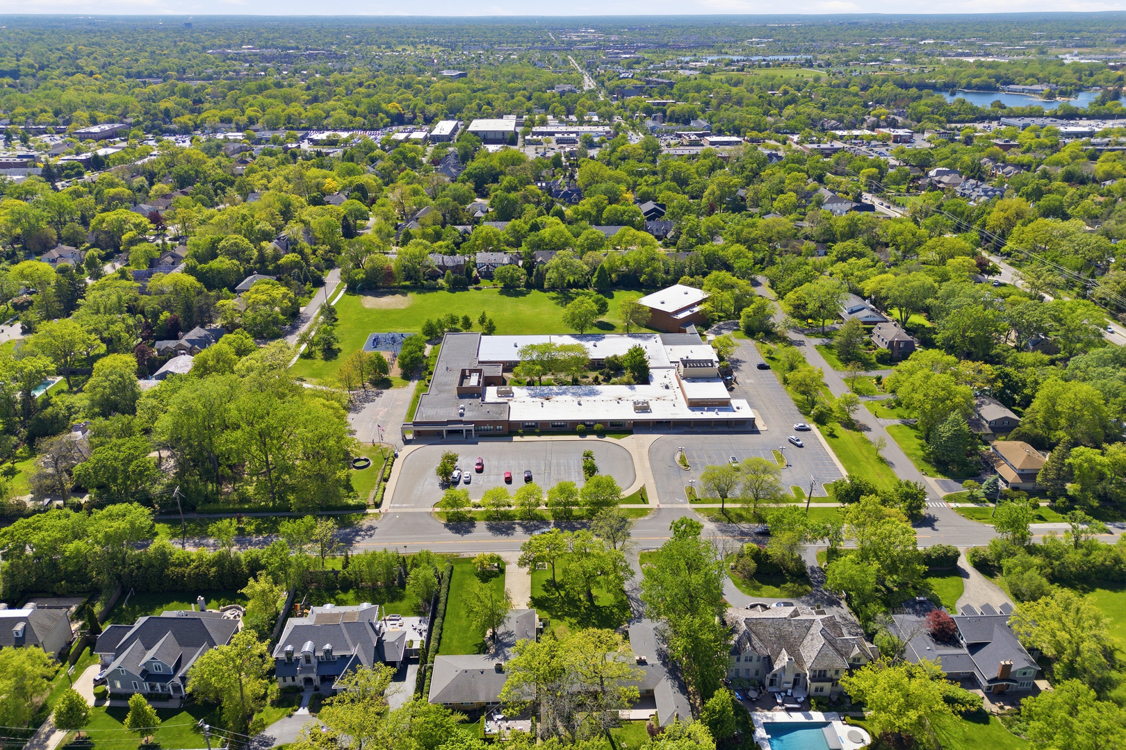 1725 Sunset Ridge Road Glenview, IL 60025 - Photo 29 of 38
