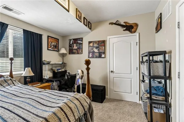 $435,000 | 10201 North Willow Avenue, Kansas City, MO 64157