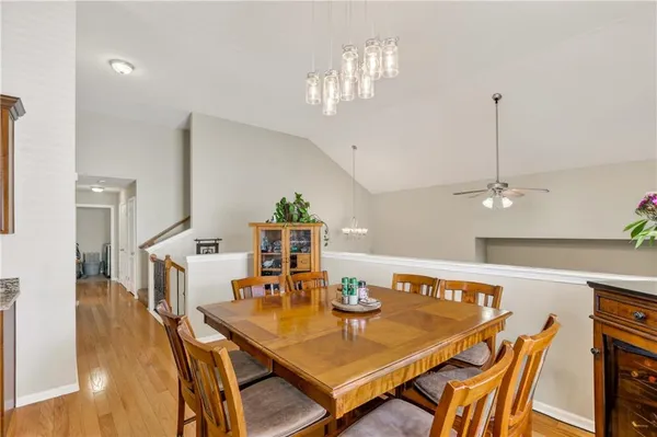 $435,000 | 10201 North Willow Avenue, Kansas City, MO 64157