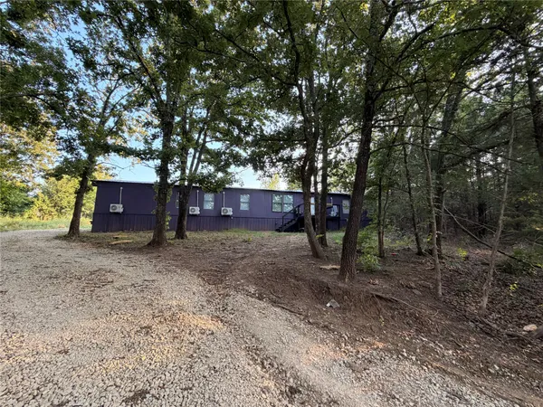 $179,000 | 495 Evergreen Lane, Mead, OK 73449