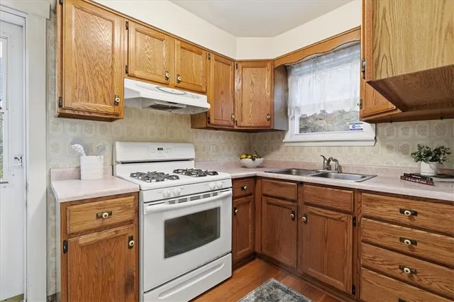 $249,900 | 2874 Beechwood Boulevard, Pittsburgh, PA 15217