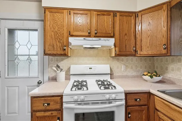 $249,900 | 2874 Beechwood Boulevard, Pittsburgh, PA 15217