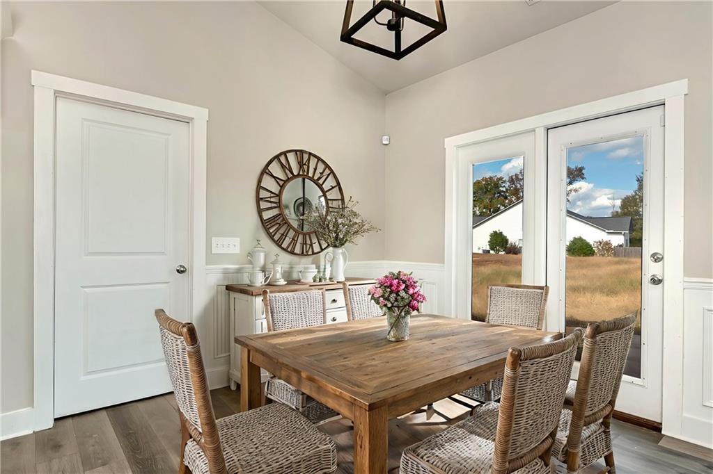 482 North Point Circle Hartwell, GA 30643 - Photo 29 of 32 a view of a dining room with furniture and window