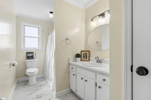 $319,900 | 1006 Colleton Court, Easley, SC 29642