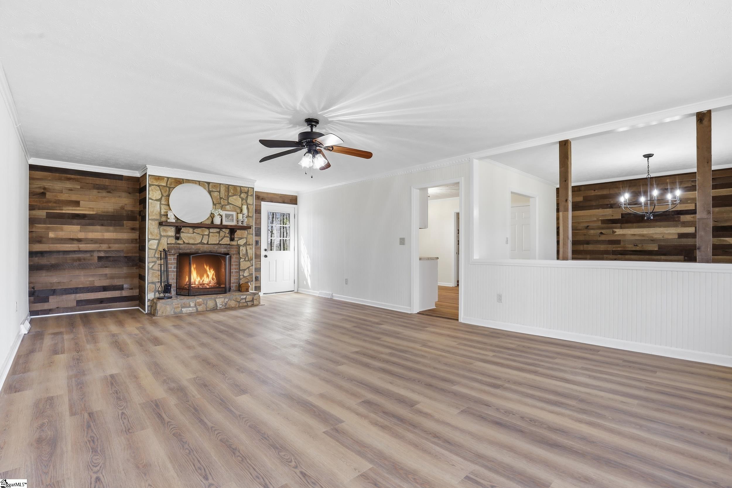 1006 Colleton Court Easley, SC 29642 - Photo 2 of 22