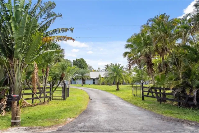 $1,295,000 | 4800 Southwest Woodham Street, Palm City, FL 34990