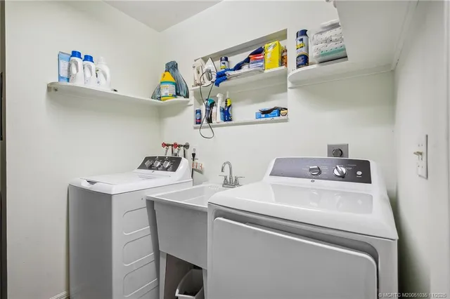 $1,295,000 | 4800 Southwest Woodham Street, Palm City, FL 34990