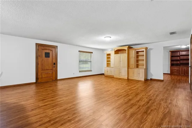 $1,295,000 | 4800 Southwest Woodham Street, Palm City, FL 34990