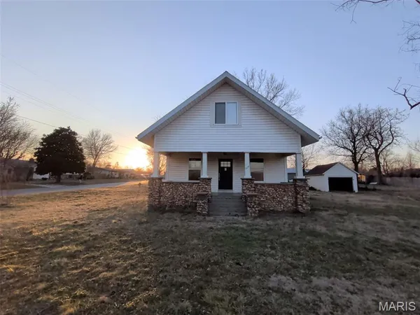 $149,000 | 119 1st Street, Goodman, MO 64843