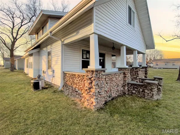$149,000 | 119 1st Street, Goodman, MO 64843