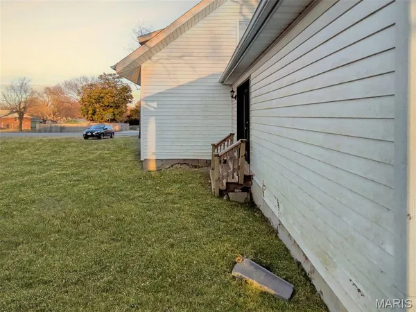 $149,000 | 119 1st Street, Goodman, MO 64843