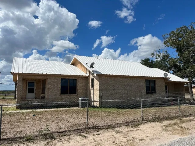 $210,000 | 107 Rosebrock, Oakville, TX 78060