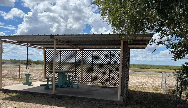 $210,000 | 107 Rosebrock, Oakville, TX 78060