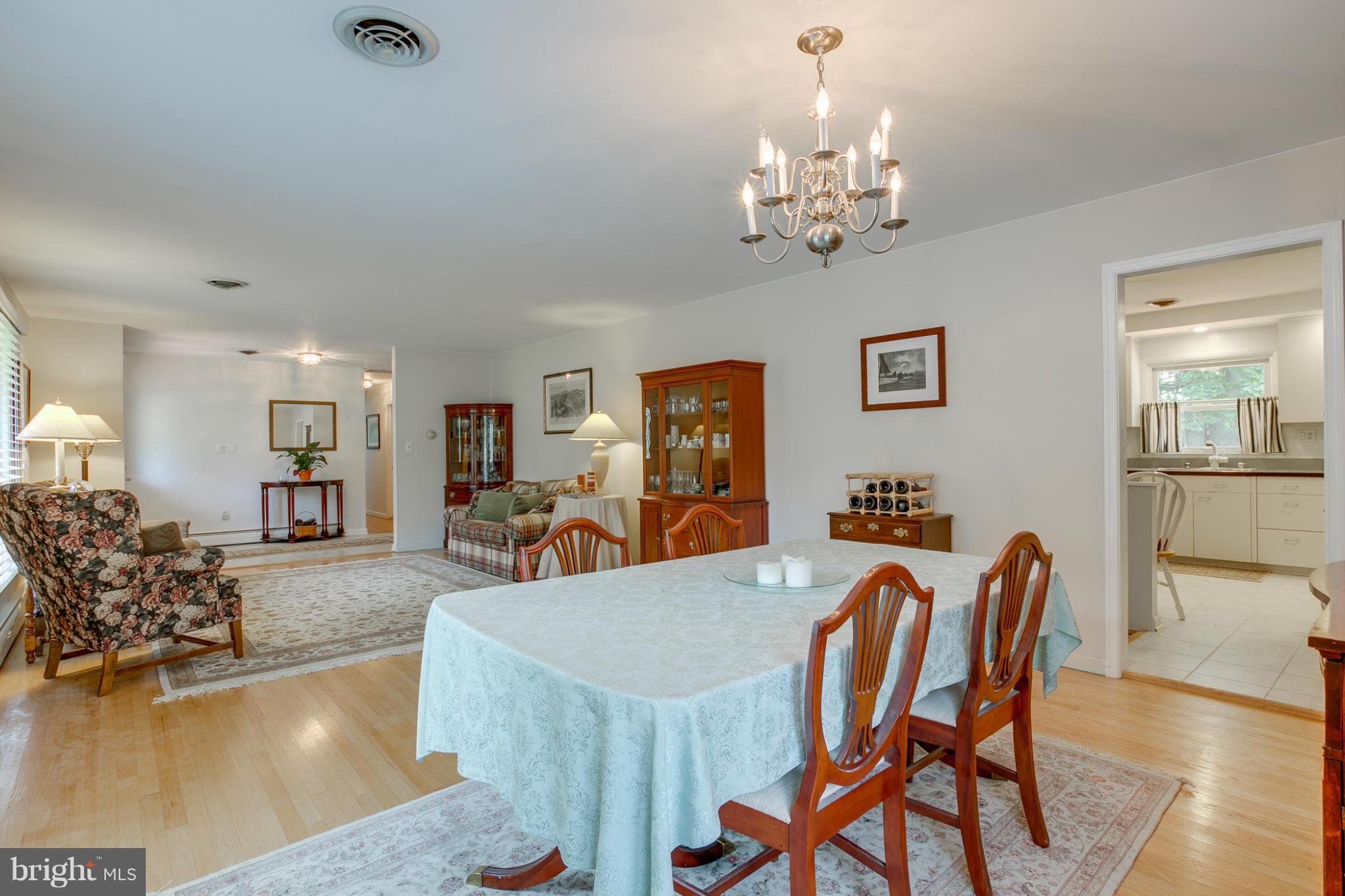 9106 Dunloggin Road Ellicott City, MD 21042 - Photo 8 of 26 Dining Room