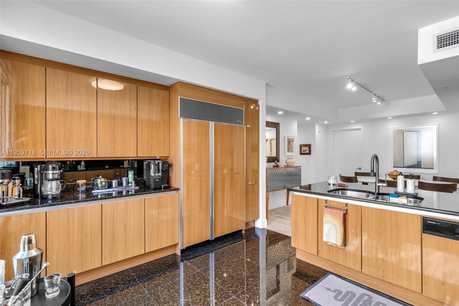 791 Crandon Boulevard, Unit 501 Key Biscayne, FL 33149 - Photo 11 of 42