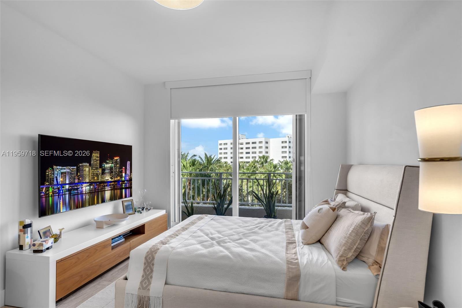 791 Crandon Boulevard, Unit 501 Key Biscayne, FL 33149 - Photo 18 of 42 Guest Bedroom #2