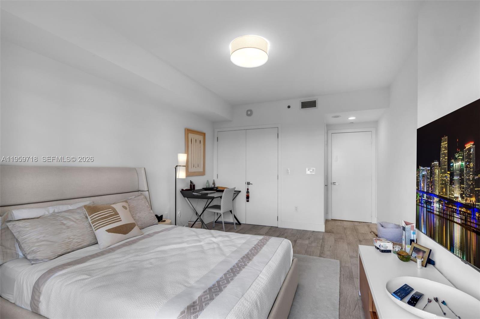 791 Crandon Boulevard, Unit 501 Key Biscayne, FL 33149 - Photo 20 of 42