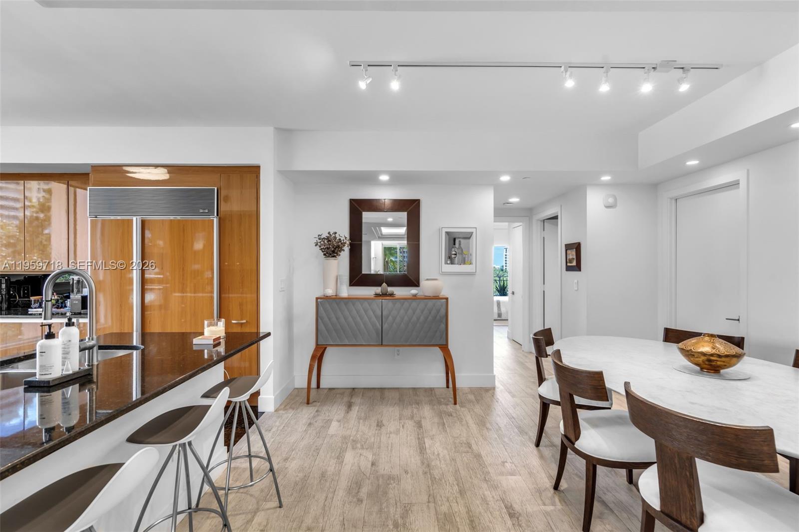 791 Crandon Boulevard, Unit 501 Key Biscayne, FL 33149 - Photo 8 of 42