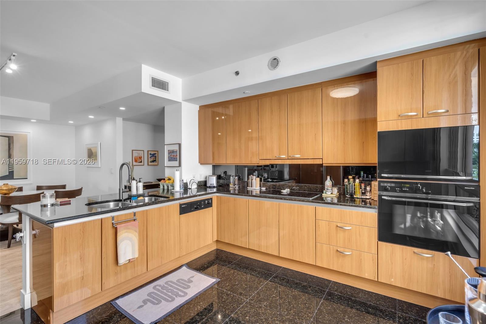 791 Crandon Boulevard, Unit 501 Key Biscayne, FL 33149 - Photo 10 of 42