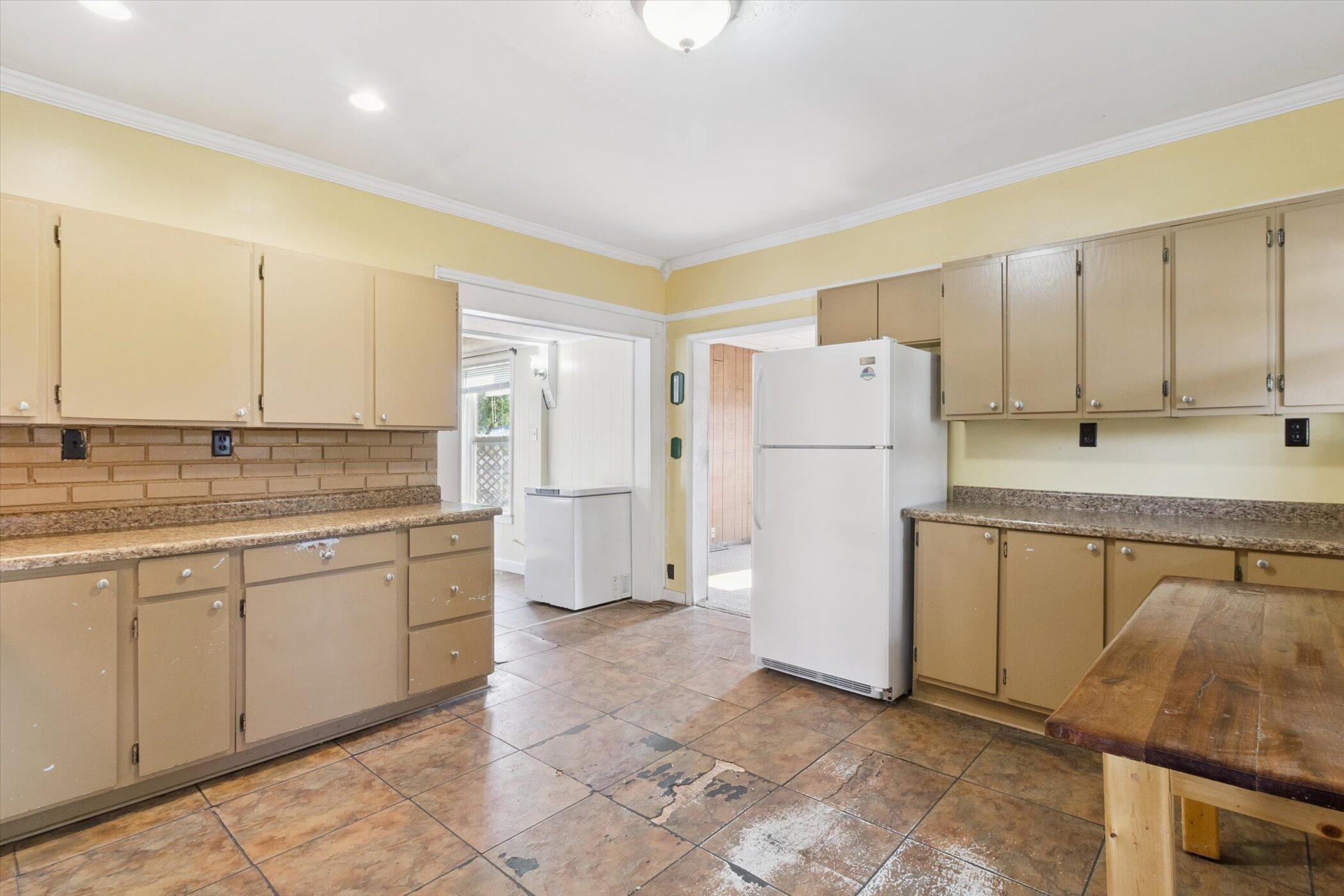 627 South Chestnut Street Reed City, MI 49677 - Photo 9 of 45 09-627-S-Chestnut-Ave-Reed-City-MI-49677