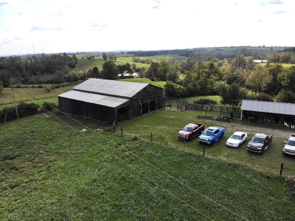 2142 Perry Rogers Road Lancaster, KY 40444 - Photo 13 of 52 F8CBB259-8B95-4DF9-B2D7-C3CCAA474D6E