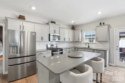 $425,000 | 1341 Secrest Cmns Drive, Monroe, NC 28112