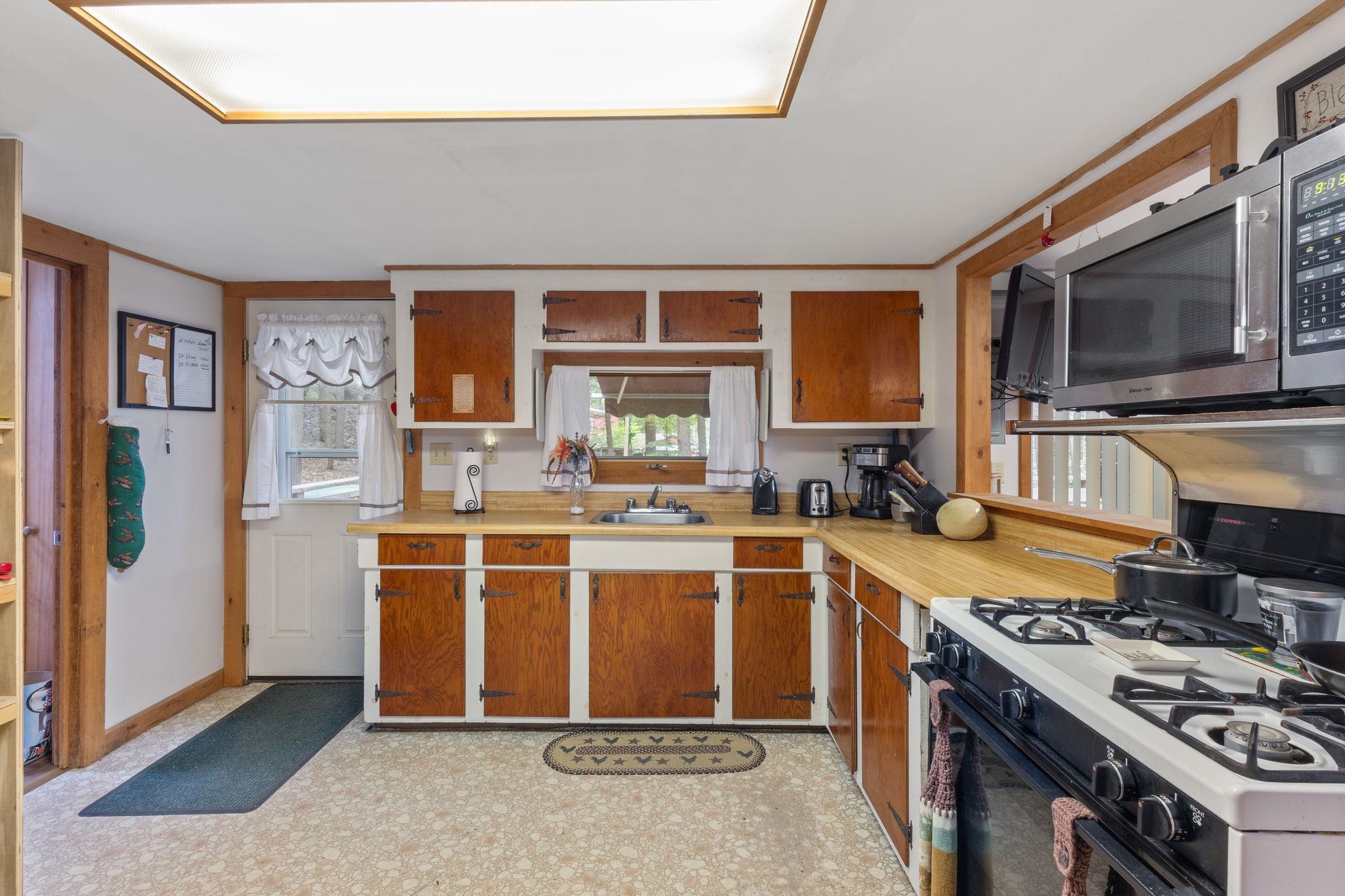 83 Lower Camp Road Northwood, NH 03261 - Photo 6 of 42 Gallery Image 6