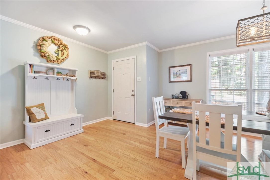 125 Hampshire Road Savannah, GA 31410 - Photo 4 of 40 Gallery Image 4