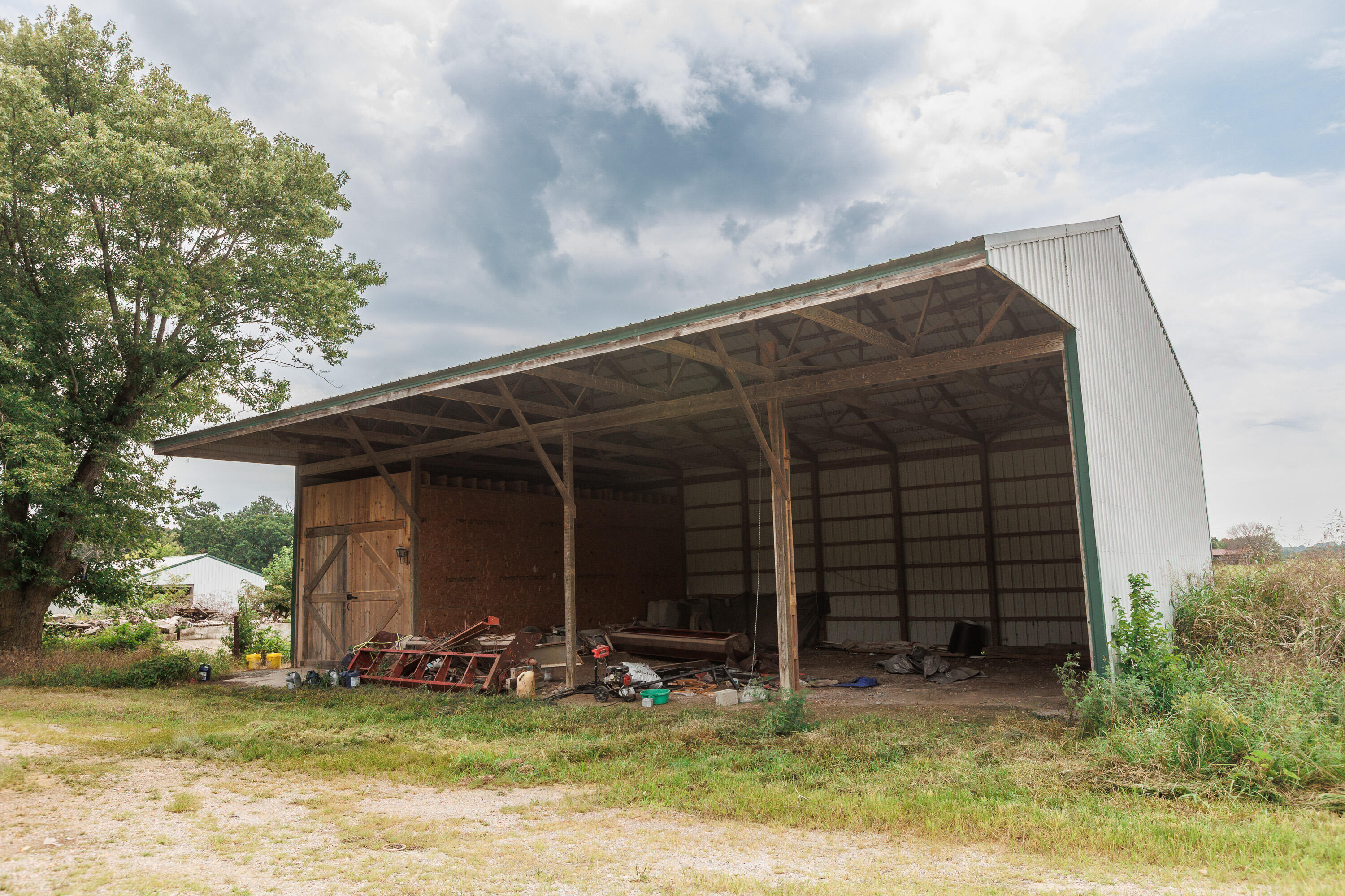 1944 Sampson Road Niangua, MO 65713 - Photo 52 of 53 40X50 MACHINE SHED