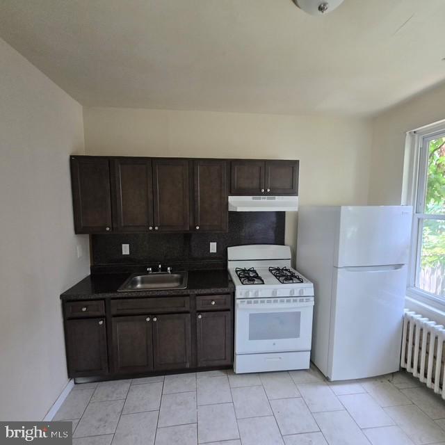 4541 North 16th Street Philadelphia, PA 19140 - Photo 2 of 8