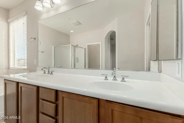 $440,000 | 13464 South 186th Avenue, Goodyear, AZ 85338