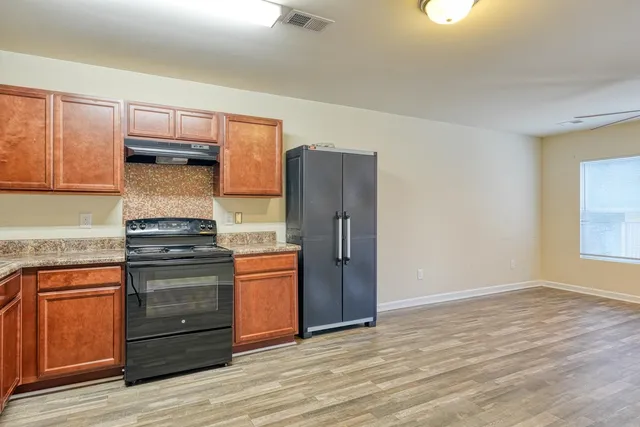 $209,900 | 240 Cotton Creek Drive, Spartanburg, SC 29302