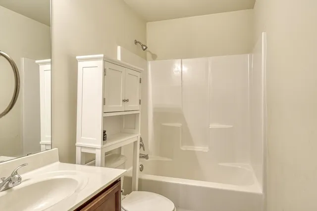 $209,900 | 240 Cotton Creek Drive, Spartanburg, SC 29302