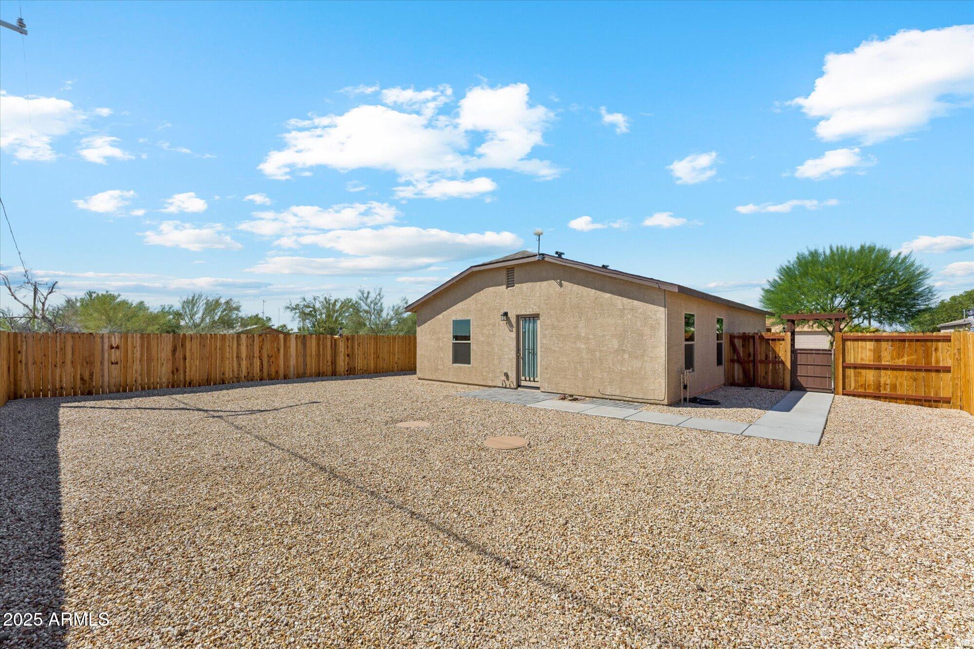 446 Reizen Drive Morristown, AZ 85342 - Photo 16 of 17 16-DSC05176