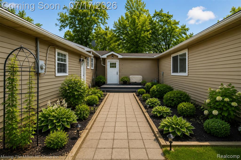 48188 Harris Road Belleville, MI 48111 - Photo 35 of 40